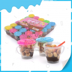 xícara de biscoito de chocolate