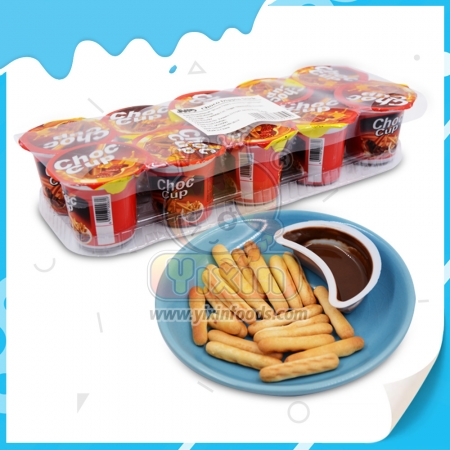 xícara de biscoito de chocolate