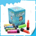 Batom feminino de quatro cores em formato de bala dura 