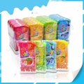 Bala dura em formato de mini bolinhas suculentas com sabor de frutas 