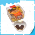 2,4g de chocolate em formato de moeda dourada quadrada em pote de plástico 