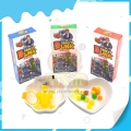 Doce delicioso colorido halal com brinquedo engraçado 