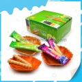 Biscoitos de rolinho primavera de chocolate com sabor de matcha e mirtilo 